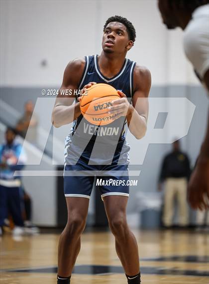 Thumbnail 1 in Mount Vernon vs Lausanne Collegiate (Memphis Hoopfest) photogallery.