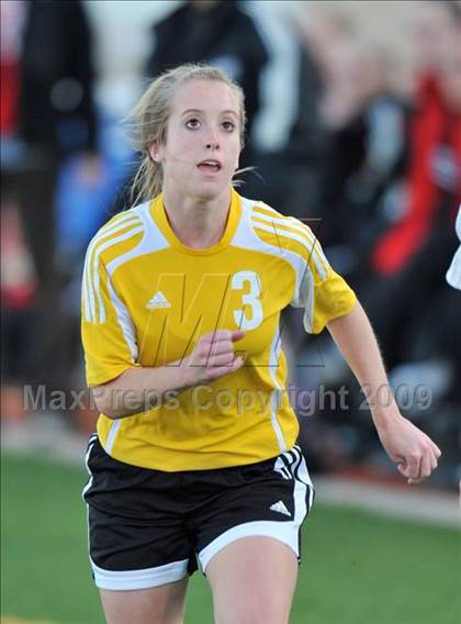 Thumbnail 2 in Lake Highlands vs. Garland (Class 5A Region II quarterfinals) photogallery.