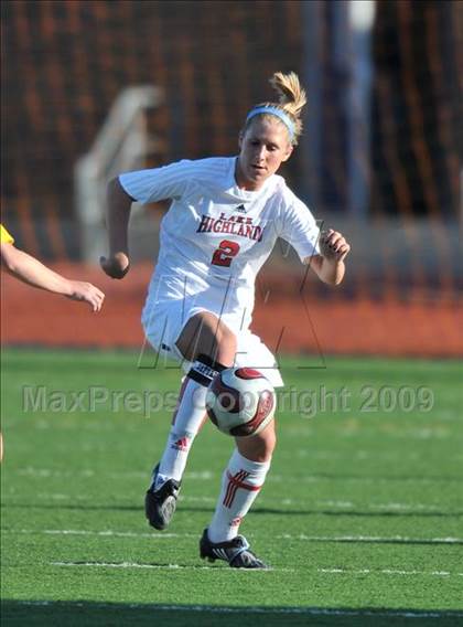 Thumbnail 2 in Lake Highlands vs. Garland (Class 5A Region II quarterfinals) photogallery.