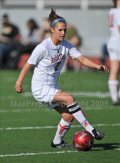 Thumbnail 2 in Lake Highlands vs. Garland (Class 5A Region II quarterfinals) photogallery.
