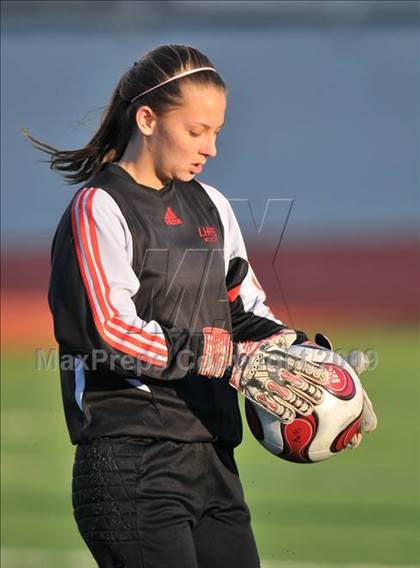 Thumbnail 1 in Lake Highlands vs. Garland (Class 5A Region II quarterfinals) photogallery.