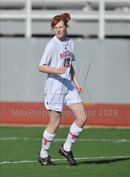 Thumbnail 1 in Lake Highlands vs. Garland (Class 5A Region II quarterfinals) photogallery.