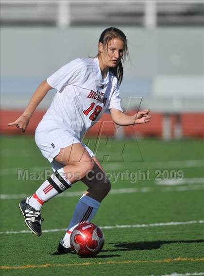 Thumbnail 3 in Lake Highlands vs. Garland (Class 5A Region II quarterfinals) photogallery.