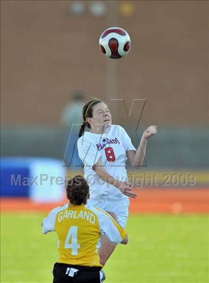 Thumbnail 3 in Lake Highlands vs. Garland (Class 5A Region II quarterfinals) photogallery.