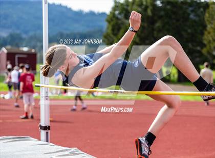Thumbnail 1 in Mid-Willamette Conference Meet photogallery.
