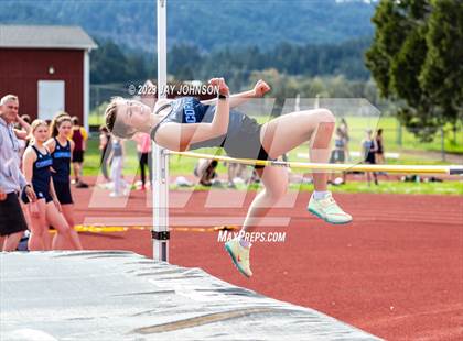 Thumbnail 1 in Mid-Willamette Conference Meet photogallery.