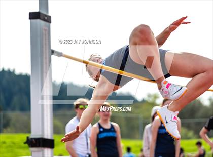 Thumbnail 2 in Mid-Willamette Conference Meet photogallery.