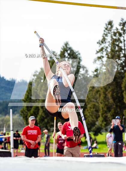 Thumbnail 3 in Mid-Willamette Conference Meet photogallery.
