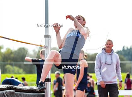 Thumbnail 1 in Mid-Willamette Conference Meet photogallery.