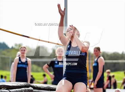 Thumbnail 1 in Mid-Willamette Conference Meet photogallery.