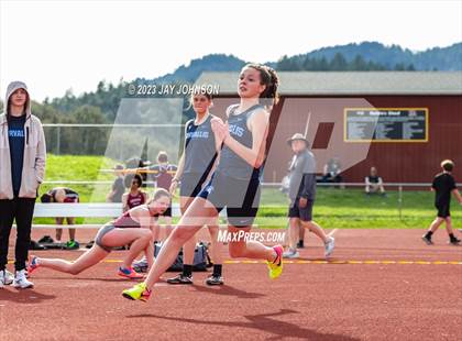 Thumbnail 1 in Mid-Willamette Conference Meet photogallery.