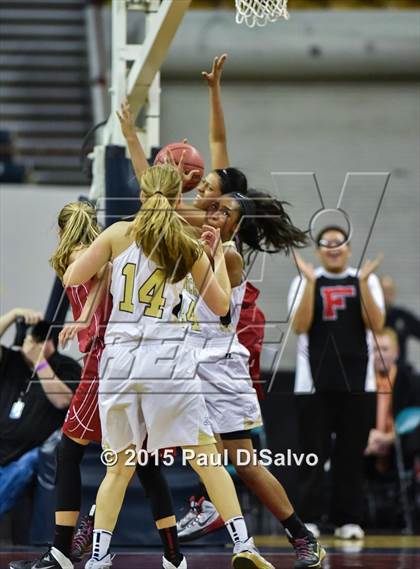 Thumbnail 3 in Fairview vs. Monarch (CHSAA 5A Great 8) photogallery.