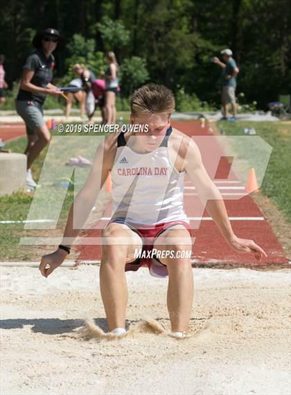 Thumbnail 2 in NCISAA Division II Championship photogallery.