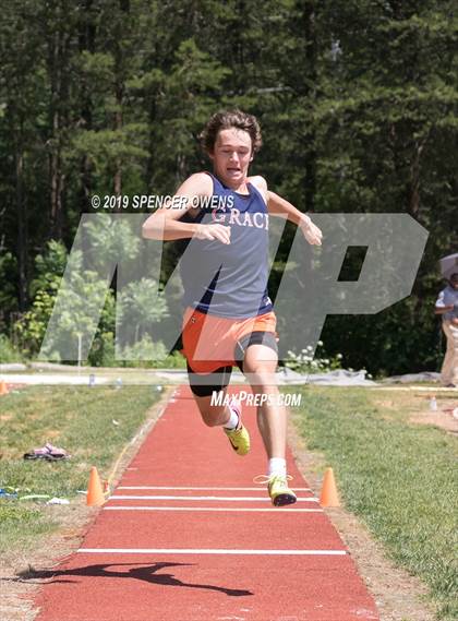 Thumbnail 3 in NCISAA Division II Championship photogallery.