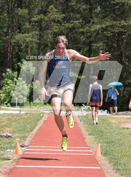 Thumbnail 1 in NCISAA Division II Championship photogallery.