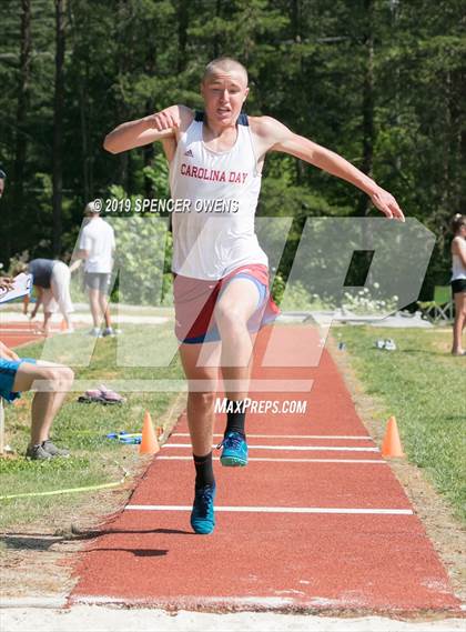 Thumbnail 3 in NCISAA Division II Championship photogallery.