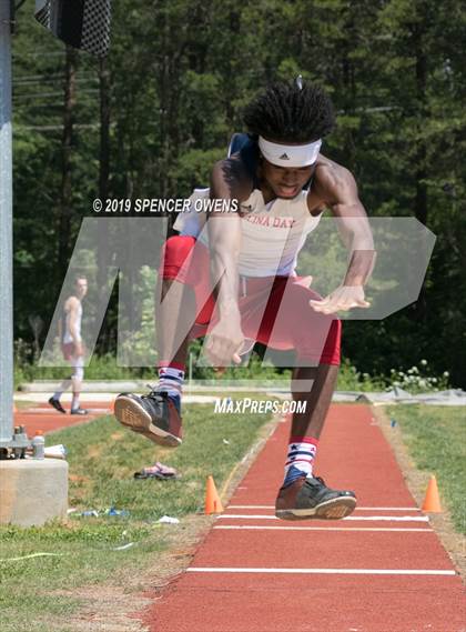 Thumbnail 1 in NCISAA Division II Championship photogallery.