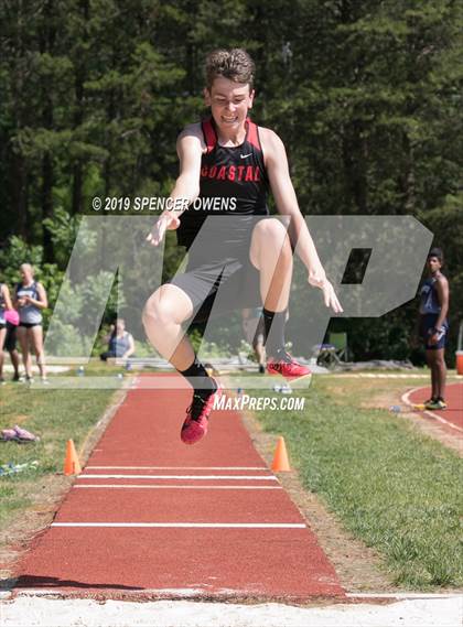 Thumbnail 2 in NCISAA Division II Championship photogallery.