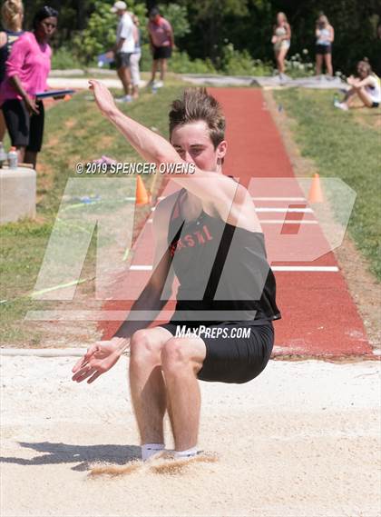 Thumbnail 2 in NCISAA Division II Championship photogallery.