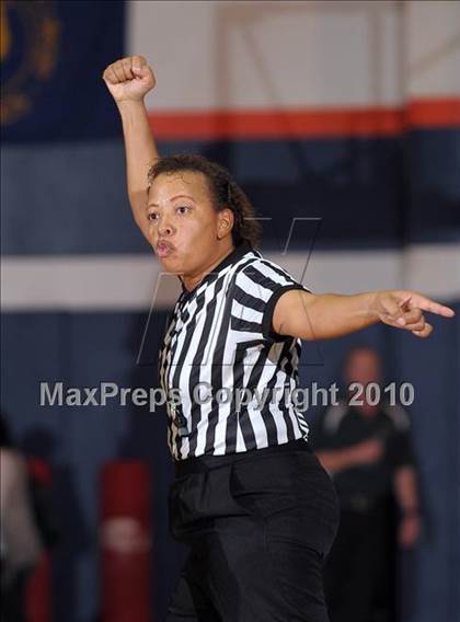 Thumbnail 2 in Sacramento vs. Del Oro (CIF SJS D3 Playoffs) photogallery.