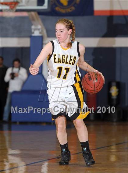 Thumbnail 2 in Sacramento vs. Del Oro (CIF SJS D3 Playoffs) photogallery.