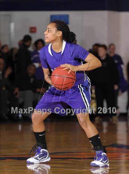Thumbnail 3 in Sacramento vs. Del Oro (CIF SJS D3 Playoffs) photogallery.