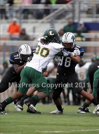 Thumbnail 1 in Dekaney vs. Longview (5A Division 2 Region 2 Semifinals) photogallery.