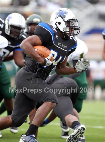 Thumbnail 3 in Dekaney vs. Longview (5A Division 2 Region 2 Semifinals) photogallery.