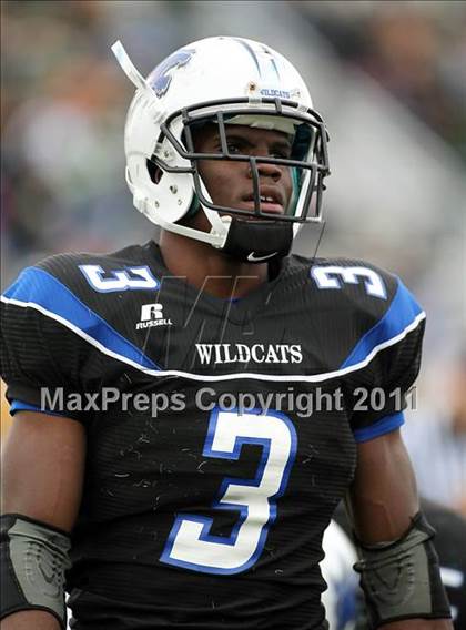 Thumbnail 1 in Dekaney vs. Longview (5A Division 2 Region 2 Semifinals) photogallery.