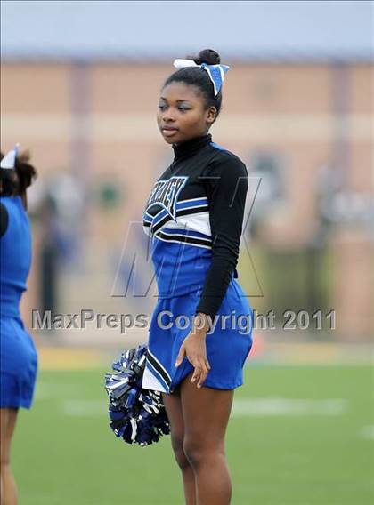 Thumbnail 1 in Dekaney vs. Longview (5A Division 2 Region 2 Semifinals) photogallery.