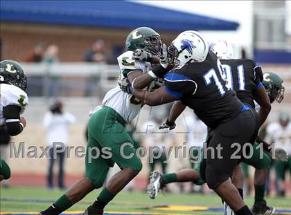 Thumbnail 2 in Dekaney vs. Longview (5A Division 2 Region 2 Semifinals) photogallery.