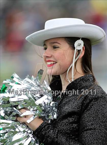 Thumbnail 2 in Dekaney vs. Longview (5A Division 2 Region 2 Semifinals) photogallery.