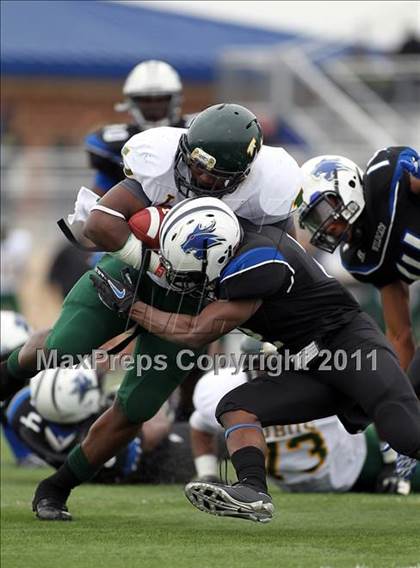 Thumbnail 1 in Dekaney vs. Longview (5A Division 2 Region 2 Semifinals) photogallery.
