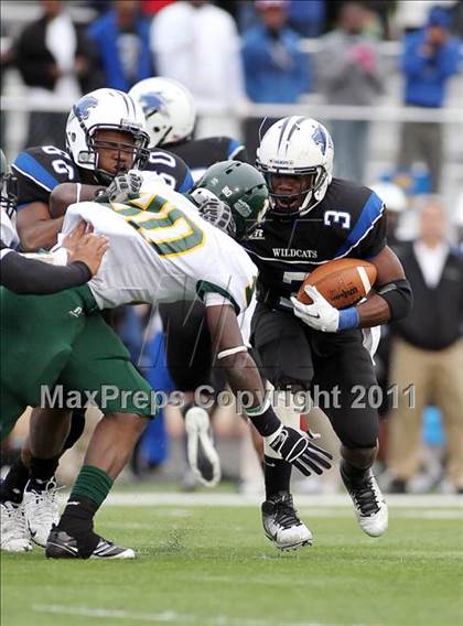 Thumbnail 1 in Dekaney vs. Longview (5A Division 2 Region 2 Semifinals) photogallery.