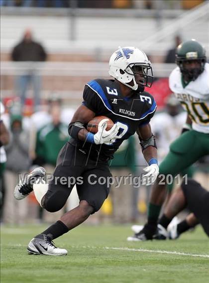 Thumbnail 2 in Dekaney vs. Longview (5A Division 2 Region 2 Semifinals) photogallery.