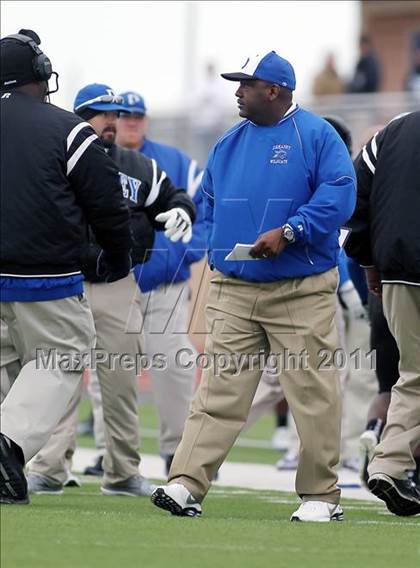 Thumbnail 1 in Dekaney vs. Longview (5A Division 2 Region 2 Semifinals) photogallery.