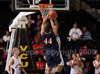 Thumbnail 3 in Liberty vs. Cave Spring (VHSL AA D3 Semifinal) photogallery.