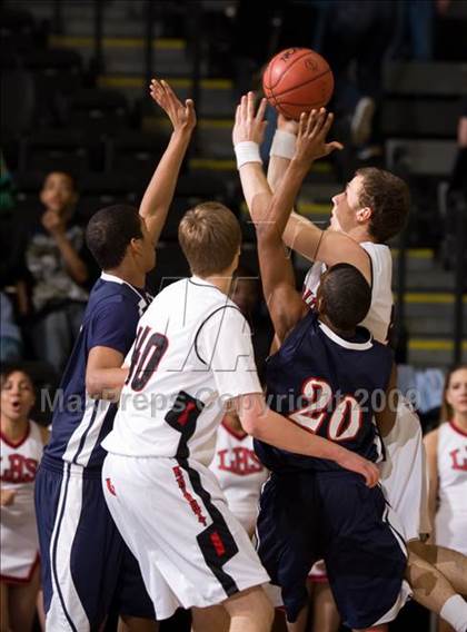 Thumbnail 2 in Liberty vs. Cave Spring (VHSL AA D3 Semifinal) photogallery.