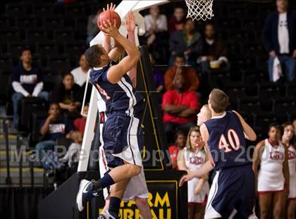 Thumbnail 3 in Liberty vs. Cave Spring (VHSL AA D3 Semifinal) photogallery.