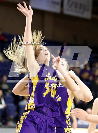 Thumbnail 3 in Briggsdale vs. Eads  (CHSAA 1A Consolation Final) photogallery.