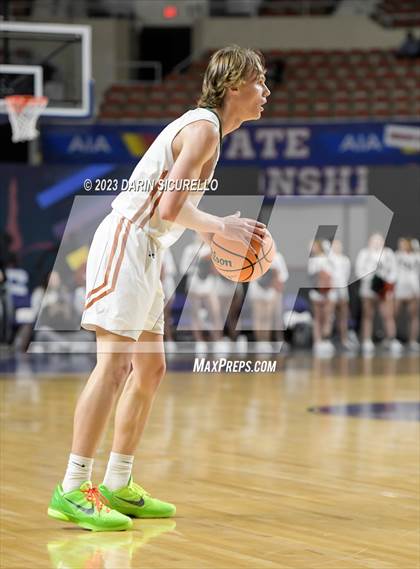 Thumbnail 2 in Millennium vs Campo Verde (AIA 5A Final) photogallery.