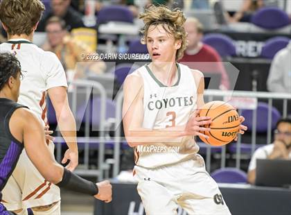 Thumbnail 3 in Millennium vs Campo Verde (AIA 5A Final) photogallery.