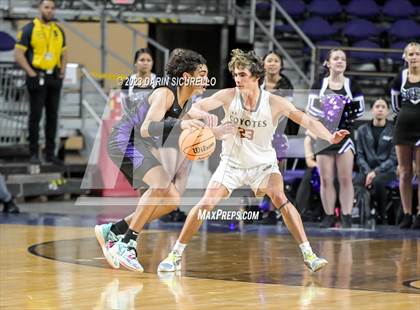 Thumbnail 2 in Millennium vs Campo Verde (AIA 5A Final) photogallery.