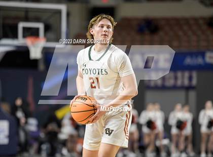 Thumbnail 1 in Millennium vs Campo Verde (AIA 5A Final) photogallery.
