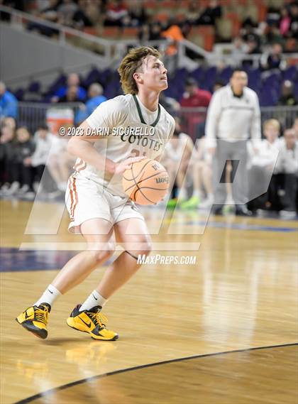 Thumbnail 2 in Millennium vs Campo Verde (AIA 5A Final) photogallery.