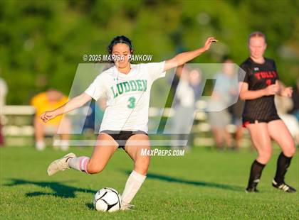 Thumbnail 1 in Bishop Ludden vs Tully photogallery.
