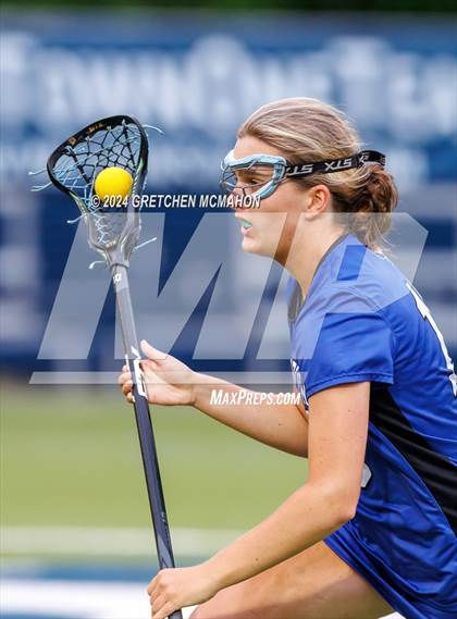 Thumbnail 1 in Ludlowe @ Wilton (FCIAC 1/4 finals) photogallery.