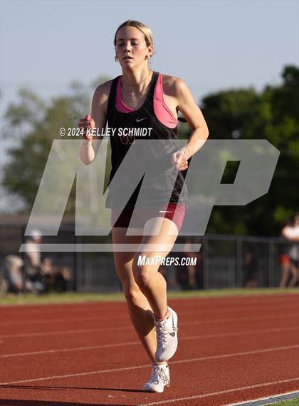 Thumbnail 3 in Weatherford Eagle Invitational (1600 Meter) photogallery.