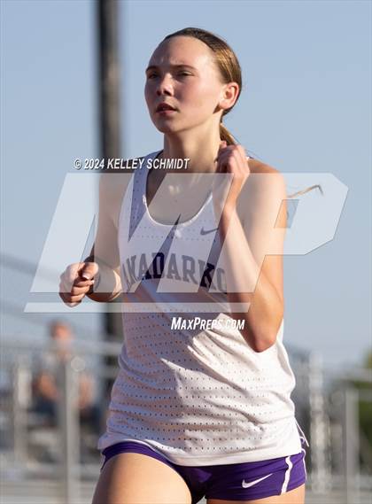 Thumbnail 1 in Weatherford Eagle Invitational (1600 Meter) photogallery.