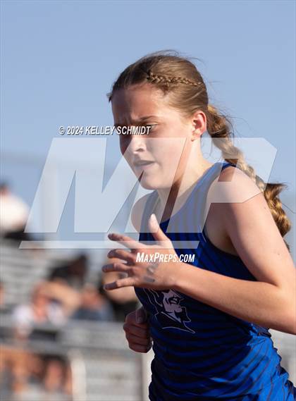 Thumbnail 3 in Weatherford Eagle Invitational (1600 Meter) photogallery.